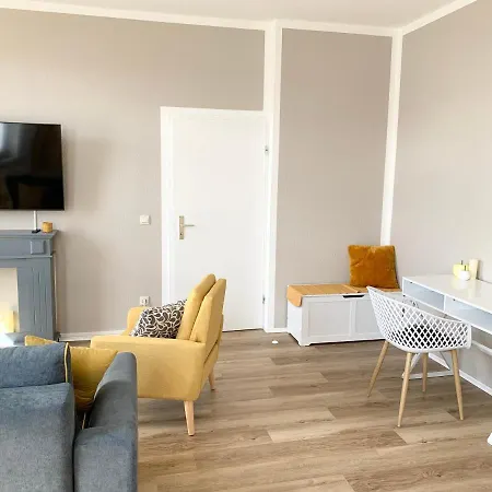 Lovely City-apartment*tiefgarage,zentrum,btu* 콧부스